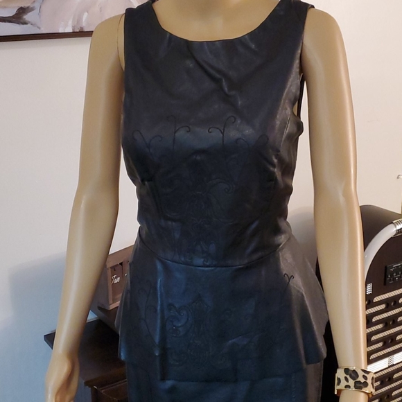Worthington Black Faux Leather Peplum Blouse M - Picture 6 of 15